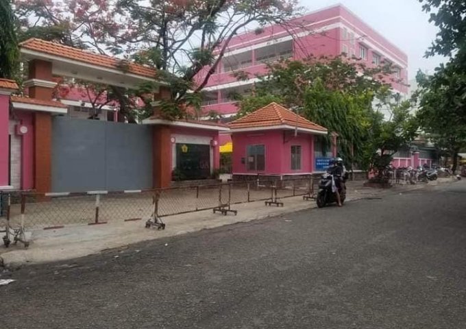 Bán nhà Xe hơi đổ cửa Nguyễn Đình Chiểu Bình Thạnh,2 tầng, 27 m2, giá 3.85 Tỷ.