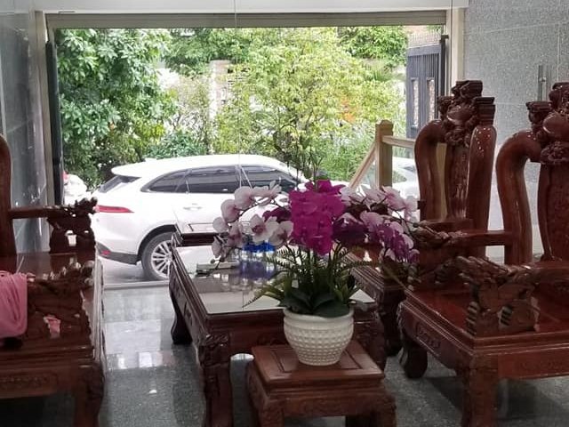 Cực phẩm! Bán gấp nhà đường Nguyễn Tư Nghiêm, DT: 104m2, 6 tầng, MT: 5m, dài 21m, giá cực rẻ