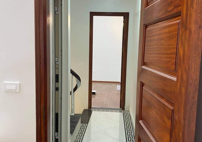 Bán Nhà 41 m2, 5 Tầng, Mặt Ngõ, Phố Nam Dư - Hoàng Mai, 2,75 Tỷ