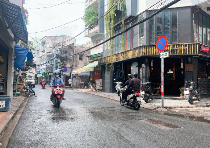 Nhà MT đường Xe hơi rộng rãi 34 Phùng Văn Cung, Phường 7, Quận Phú Nhuận