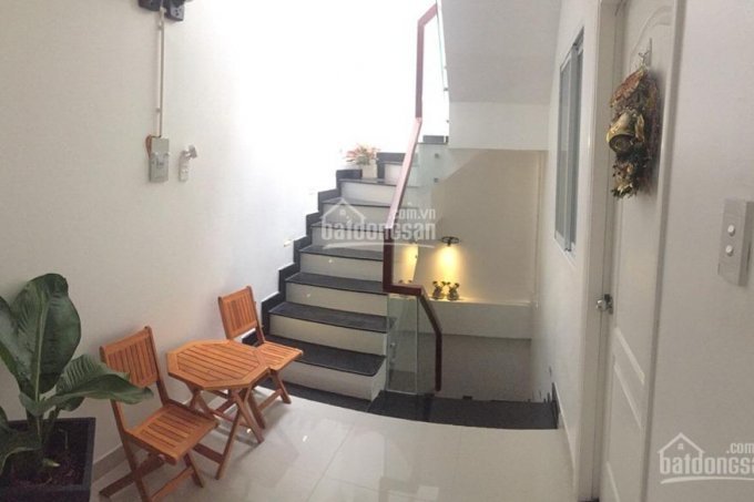 Cho thuê căn hộ dv cao cấp 990, Nguyễn Duy Trinh, P. Phú Hữu, Q9, giá 2.5 triệu - 5 triệu. Ko tính 1 tháng tiền thuê nhà tháng tết.