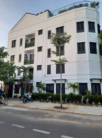 Bán khách sạn 5 tầng có bể bơi trung tâm phố cổ Hội An
