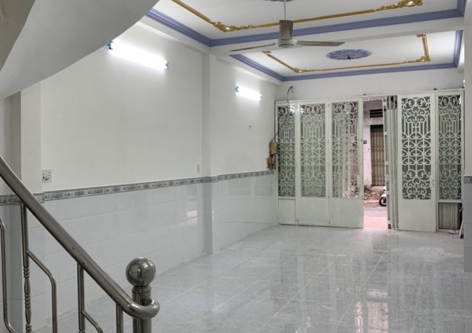 Cho thuê nhà nguyên căn Nguyễn Trãi Q5 ,1 trệt 2 lầu ,4pn,vệ sinh riêng.