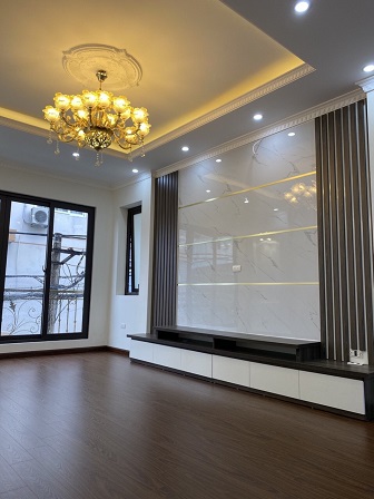 Chính chủ cần cho thuê nhà nguyên căn cho gia đình và cho công ty làm văn phòng tại Phố Ái Mộ, Long Biên, Hà Nội