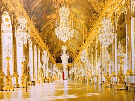 Chính chủ Cần Bán khách sạn Nhân Đức – Đường Nguyễn Văn Quá, cạnh Đường Trường Chinh