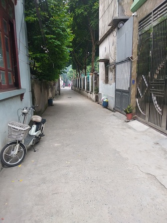 Chính chủ cần bán đất địa chỉ: tại tổ 20 Thượng Thanh, Long Biên, Hà Nội.
