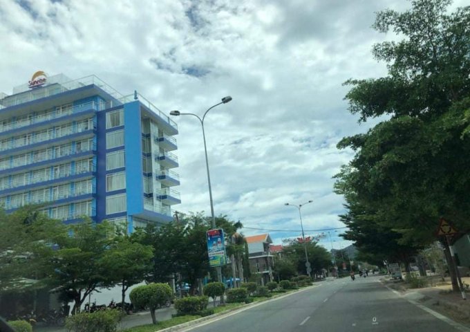 CẦN BÁN 2 LÔ ĐẤT BIỂN ĐƯỜNG YÊN NINH - THỊ TRẤN KHÁNH HẢI - HUYỆN NINH HẢI - TỈNH NINH THUẬN