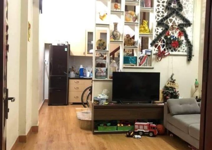 Bán nhà riêng tại Đường Yên Hòa, Cầu Giấy,  Hà Nội diện tích 28m2  giá 3 Tỷ