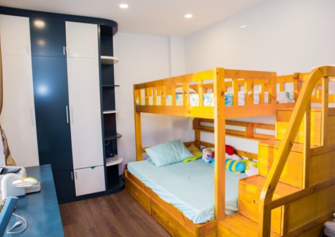 Nhà đẹp full nội thất khu Riverside Đ.Huỳnh Tấn Phát, Phú Xuân, Nhà Bè