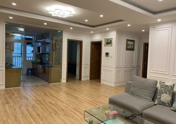  Bán căn hộ chung cư tại Dự án Chung cư 170 Đê La Thành - GP Building, Đống Đa, Hà Nội diện tích 144m2 giá 4.65 Tỷ