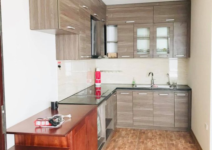 cần bán căn CC  Berriver N03 tại 390 Nguyễn Văn Cừ, Long Biên. 103.8m,3PN,3tỷ380 