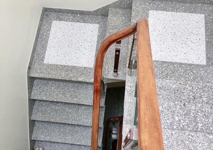 Bán nhà 3 tầng ngõ 228 Thiên Lôi, Vĩnh Niệm, Lê Chân, Hải Phòng. 