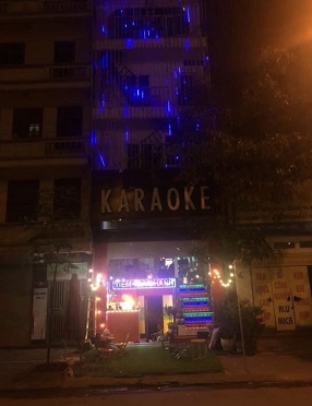 Chính chủ cần sang nhượng quán karaoke tại số 28 Phố Đàm Quang Trung, Long Biên, Hà Nội.