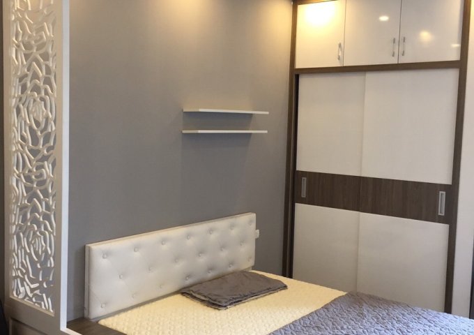 Bán toà nhà Ngọc Hà 6 tầng thang máy cho thuê 2600 đô, DT 100m2 giá 11.3 tỷ