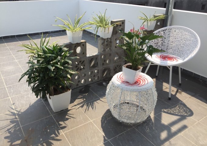 Bán toà nhà Ngọc Hà 6 tầng thang máy cho thuê 2600 đô, DT 100m2 giá 11.3 tỷ