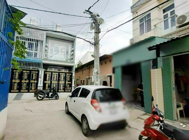 Bán nhà 2 lầu ĐSH 3 căn hẻm 148 đường Nguyễn Bình Huyện Nhà Bè.