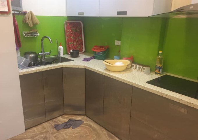 Bán gấp nhà 5 tầng Mặt Phố Nguyễn Huy Tự,Hai Bà Trưng.Dt:30m2.Phố vỉa hè rộng 5m,KD cho thuê sầm uất.