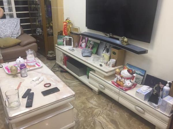 Bán gấp nhà 5 tầng Mặt Phố Nguyễn Huy Tự,Hai Bà Trưng.Dt:30m2.Phố vỉa hè rộng 5m,KD cho thuê sầm uất.