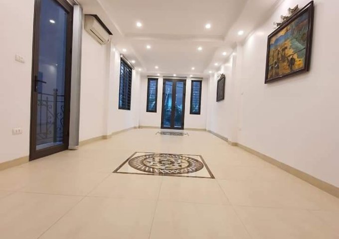 Bán Nhà Ngõ 594 Đường Láng, Ngõ Thông, Cách Ô Tô 10m, 41m/5 Tầng/5.5 Tỷ