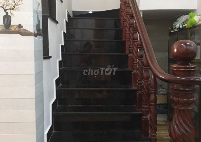 Bán nhà Nhà 1 trệt 1 lầu