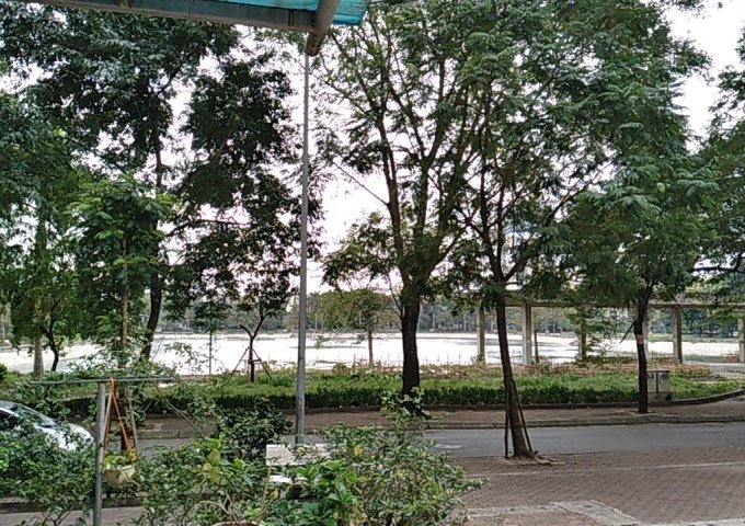 Bán cắt lỗ căn chung cư view hồ siêu đẹp quận Hoàng Mai, Hà Nội