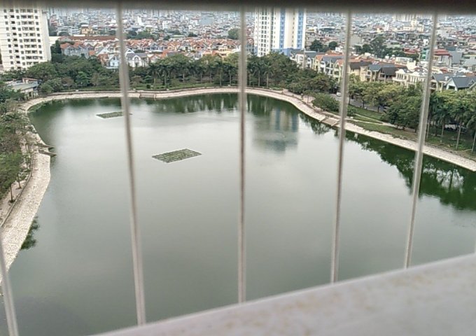 Bán cắt lỗ căn chung cư view hồ siêu đẹp quận Hoàng Mai, Hà Nội