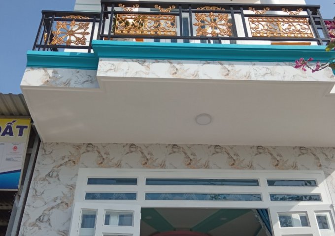 CẦN BÁN NHÀ MỚI XÂY