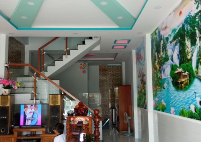 CẦN BÁN NHÀ MỚI XÂY