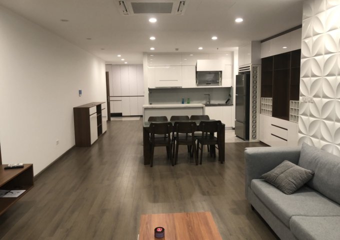 Cho thuê căn hộ chung cư tại Dự án Discovery Complex, Cầu Giấy,  Hà Nội diện tích 100m2  giá 15,000,000 Triệu/tháng