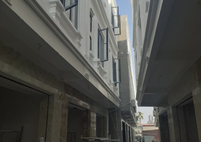 BÁN NHÀ XÂY MỚI KHUNG CỘT CHẮC CHẮN , TẠI TRÀNG CÁT , ĐẰNG HẢI , HẢI AN