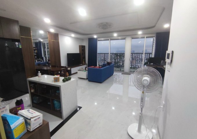 Cần bán căn hộ Orchard Hồng Hà 98m2, 3 phòng ngủ, tầng cao view quận 1, giá 6.5 tỷ
