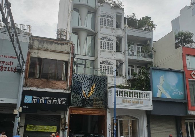 Bán nhà mặt tiền đường Nguyễn Hồng Đào quận Tân Bình, diện tích 5.5x15m
