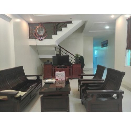Chính chủ cần bán nhà 3 tầng (mỗi sàn 100m2) tại Khu HC 4, Phường Liên Bảo, Tp. Vĩnh Yên, tỉnh Vĩnh Phúc.