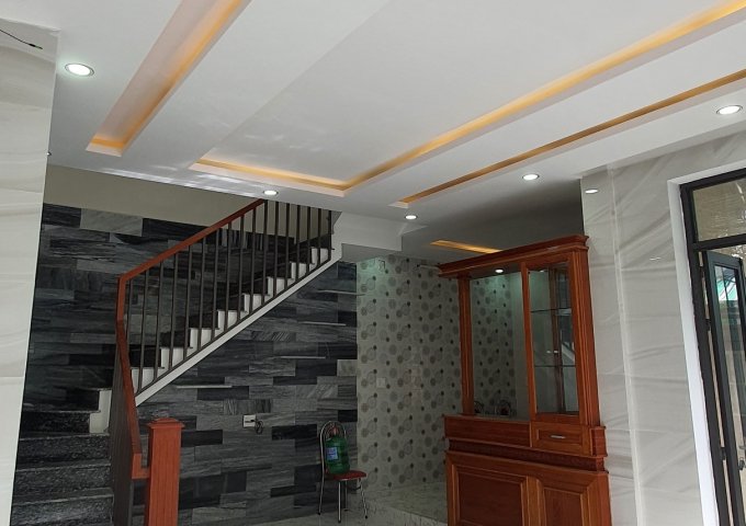 CHỈ 2 TỶXXX CÓ NHÀ 3 TẦNG 3 MÊ NGAY TRUNG TÂM CẨM LỆ.TP ĐÀ NẴNG