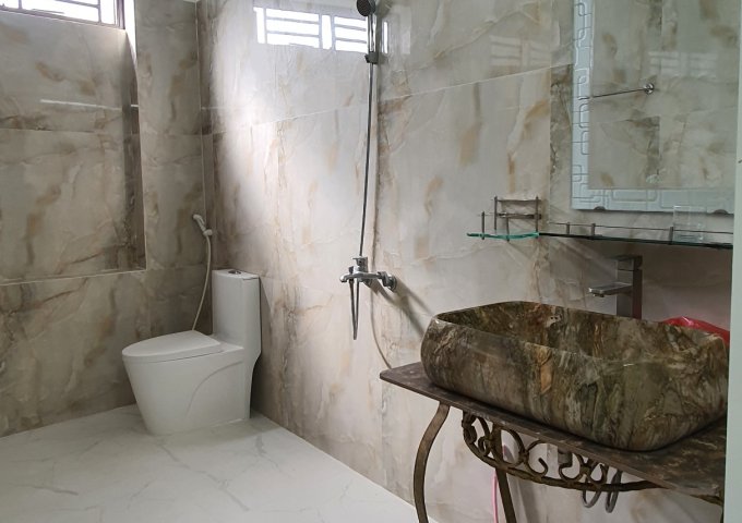 CHỈ 2 TỶXXX CÓ NHÀ 3 TẦNG 3 MÊ NGAY TRUNG TÂM CẨM LỆ.TP ĐÀ NẴNG