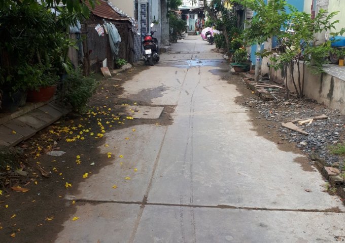 Bán nhà đường Huỳnh Bá Chánh, xã Tân Kiên, Bình Chánh, DT 100m2, ở ngay, giá 3,55 tỷ