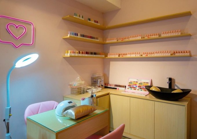 CHÍNH CHỦ CẦN SANG NHƯỢNG TIỆM NAIL MÀU HỒNG TẠI ĐỐNG ĐA, HÀ NỘI