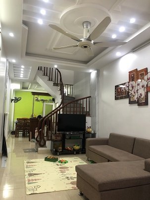 Bán gấp căn hộ chung cư 151 Nguyễn Đức Cảnh, Hoàng Mai,  HN (gần hồ Đền Lừ)
