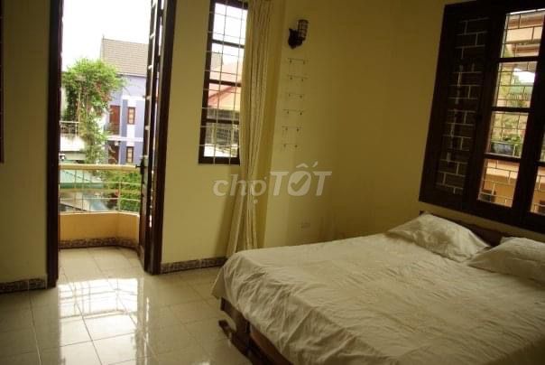 Cho thuê căn hộ chung cư mini 2 tầng 3 phòng ngủ Tây Hồ, Hà Nội.