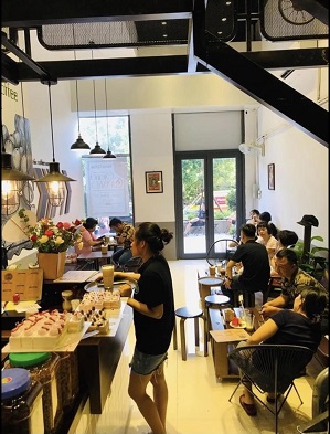 Do không sắp xếp được thời gian quản lý, mình sang nhượng lại toàn bộ quán cafe tại Long Biên.