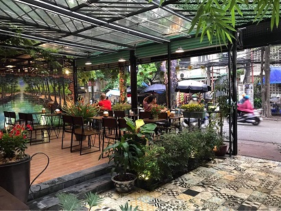 Sang nhượng quán cafe số 11 ngõ 106 đường Hoàng Quốc Việt, quận Cầu Giấy.