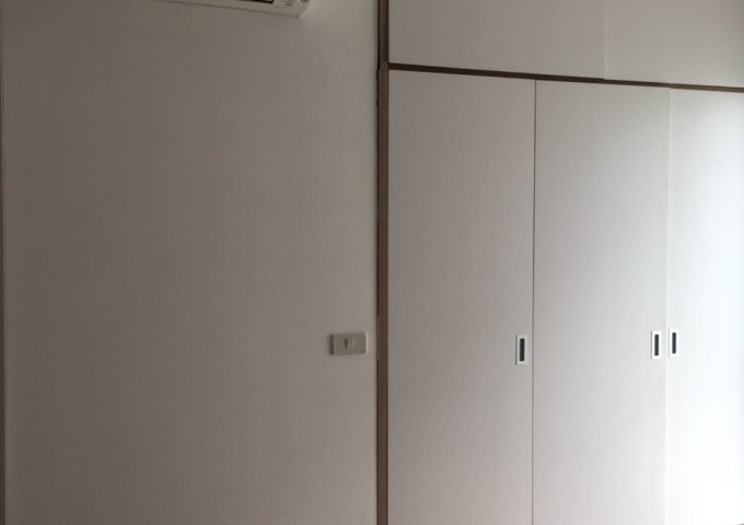 Chính chủ bán căn 3 ngủ, diện tích 133m2, chung cư N03T5 Ngoại Giao Đoàn, view thoáng tầng trung với giá đẹp.