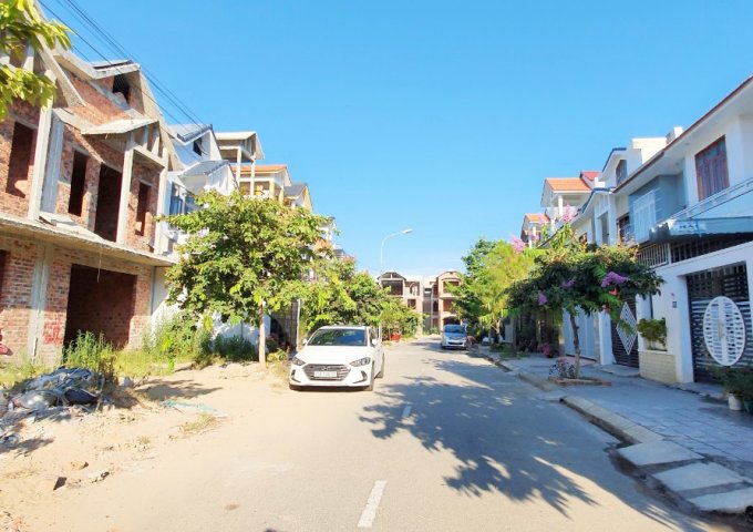 BÁN NHÀ THÔ KĐT GREEN CITY PHÚ MỸ , HUẾ