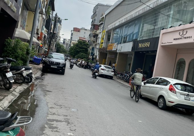 KHU VỰC KHÔNG CÓ NHÀ BÁN, TÔI CẦN BÁN GẤP NHÀ MẶT PHỐ SỐ 138 PHỐ NGUYỄN HY QUANG, HOÀNG CẦU, ĐỐNG ĐA, HÀ NỘI