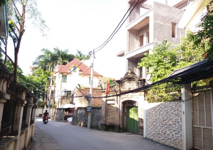 Chính chủ bán đất ngõ 409 An Dương Vương - Phú Thượng - Tây Hồ - Hà Nội. Lô góc 34m2, giá 2.38 Tỷ.