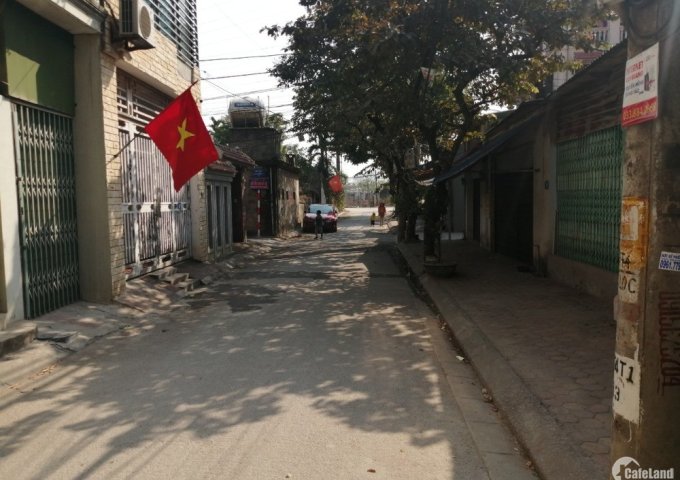 Chính chủ bán đất ngõ 409 An Dương Vương - Phú Thượng - Tây Hồ - Hà Nội. Lô góc 34m2, giá 2.38 Tỷ.