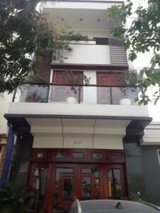 1) Chính chủ cần bán nhà 3 tầng tại số 19, MBQH Xen Cư, khu đô thị Xanh, tp Thanh Hoá.