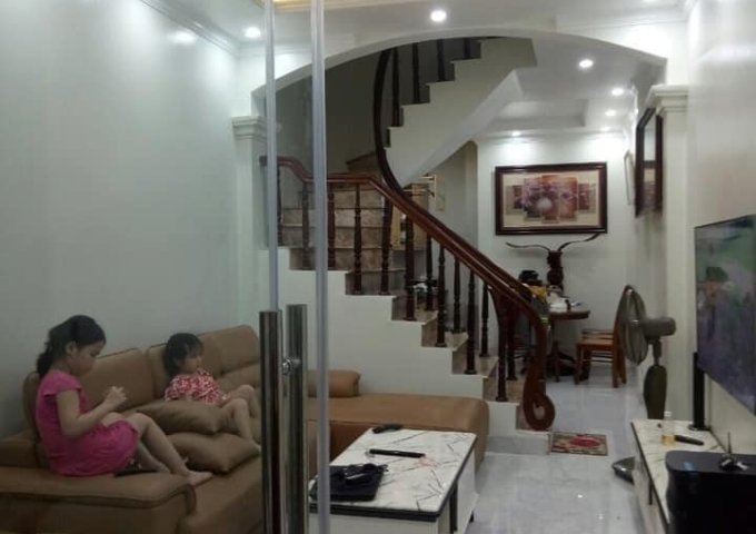 NHÀ HOT ĐỊNH CÔNG THƯỢNG VÀ HOÀNG MAI - HÀ NỘI