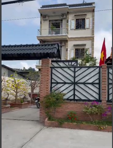 CHÍNH CHỦ CẦN BÁN NHÀ LẦU 2 TẦNG ,KHU DÂN CƯ PHƯỚC ĐÔNG, HUYỆN CẦN ĐƯỚC, LONG AN.