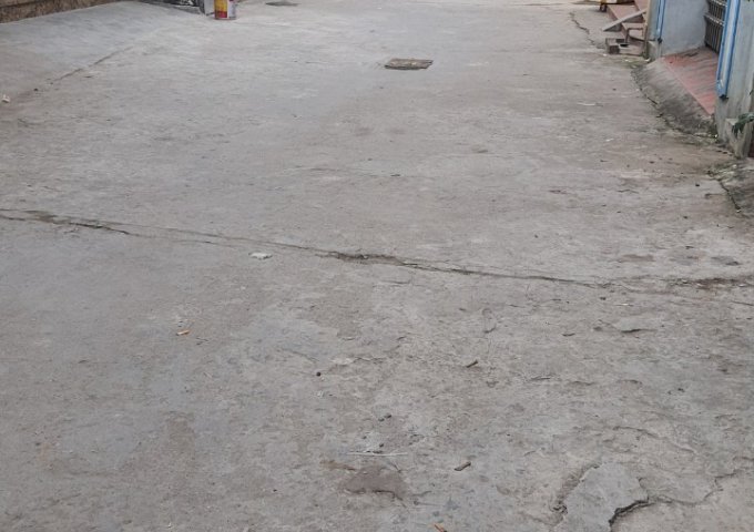 Bán đất Ngọc Thụy, 105m, MT 5.2, ô tô vào đất, ngõ thông, nhỉnh 6.45 tỷ